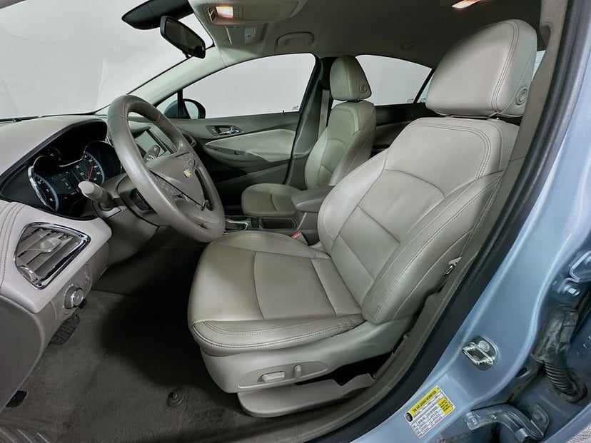 2017 Chevrolet Cruze - Image 20