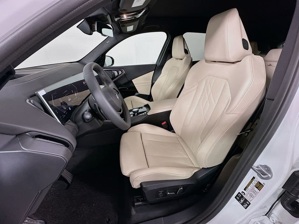 2026 BMW X3 - Image 16