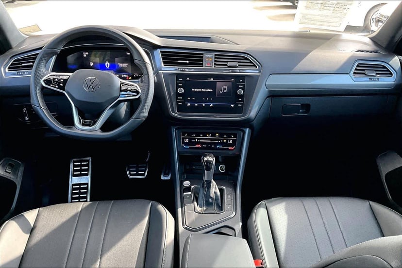 2024 Volkswagen Tiguan - Image 16
