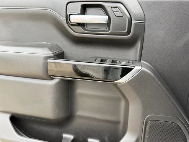 2021 Chevrolet Silverado 1500 - Image 22