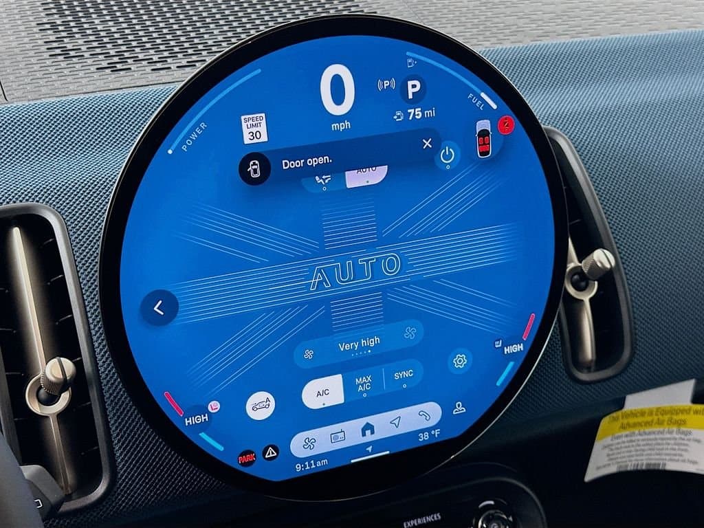 2025 MINI Cooper S Countryman - Image 14