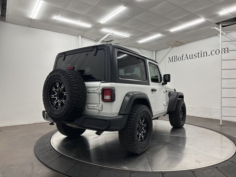 2019 Jeep Wrangler - Image 7