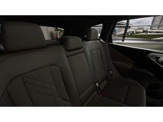 2026 BMW X3 - Image 12