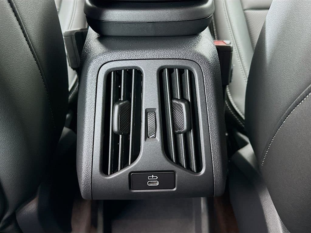 2026 BMW X1 - Image 18