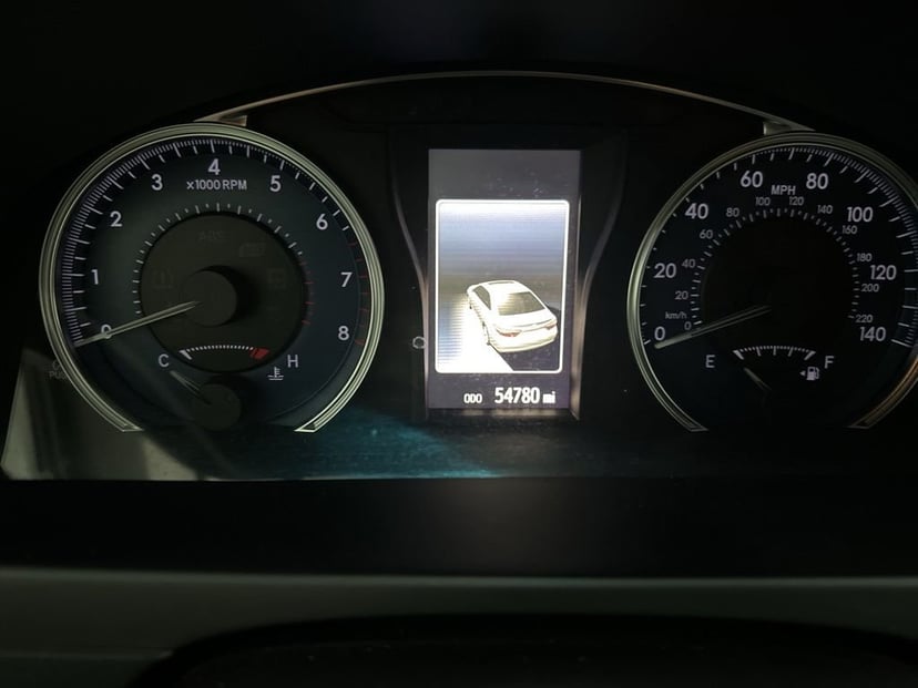 2015 Toyota Camry - Image 14