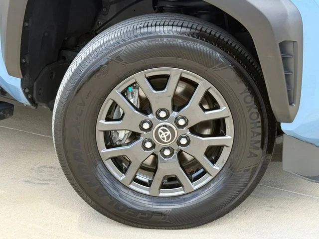2025 Toyota 4Runner - Image 2