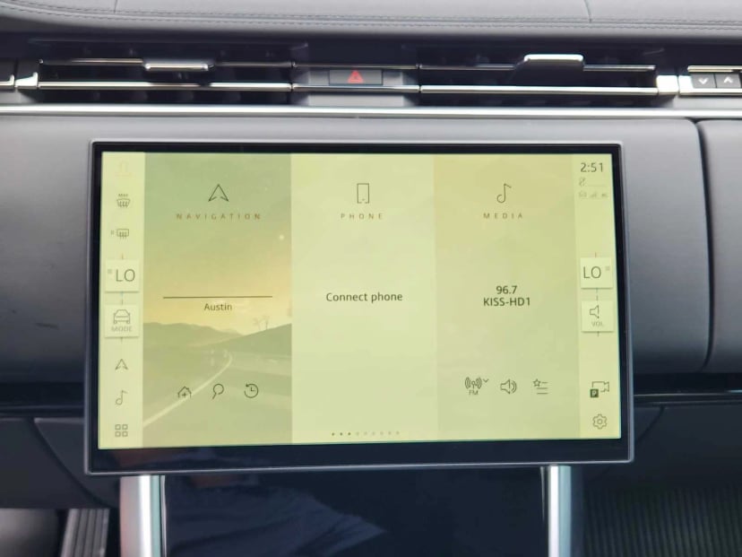 2026 LAND ROVER Range Rover - Image 16
