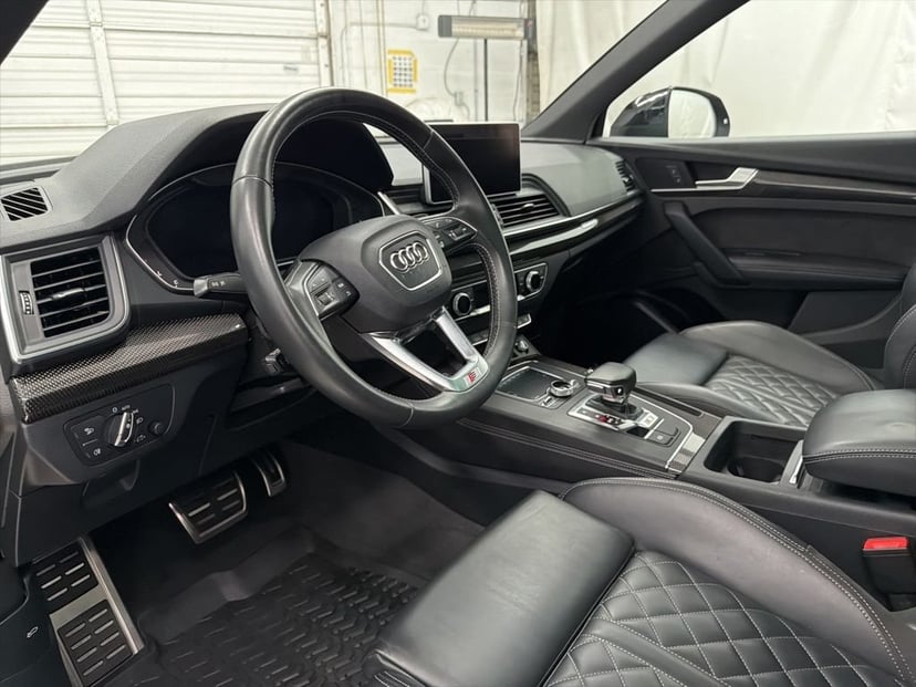 2020 Audi SQ5 - Image 12