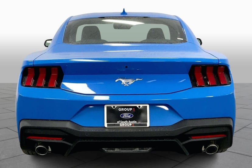 2026 Ford Mustang - Image 4