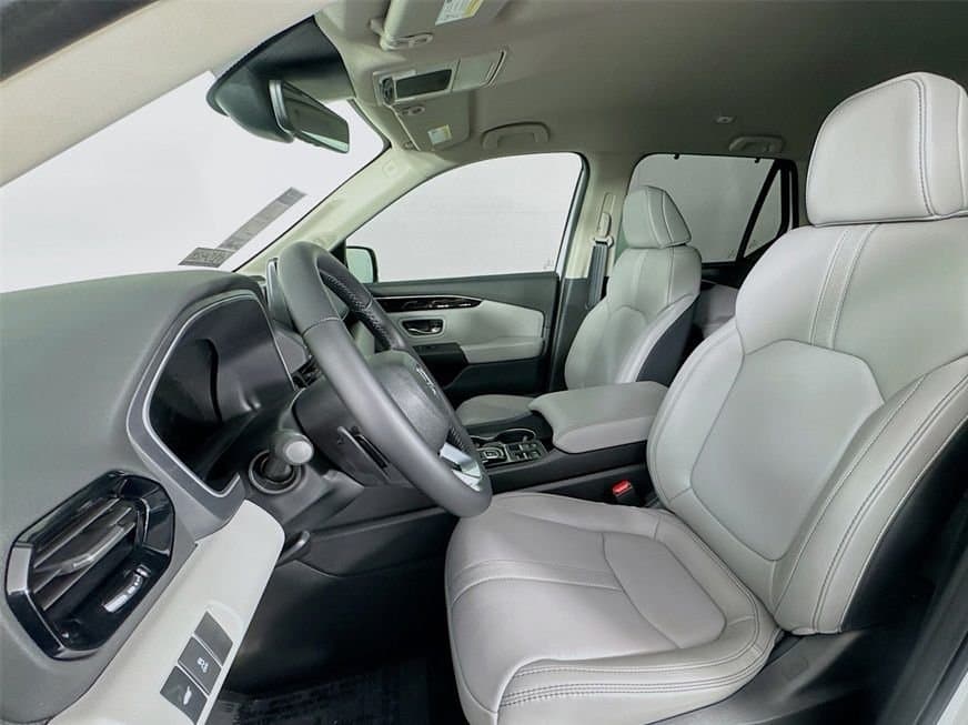 2025 HONDA Pilot - Image 30
