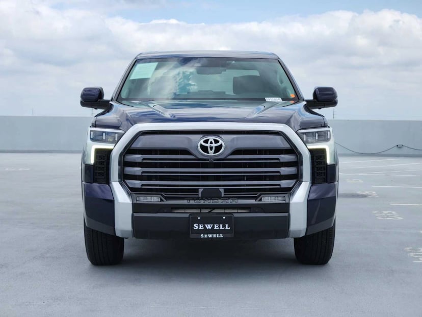 2023 Toyota Tundra - Image 2