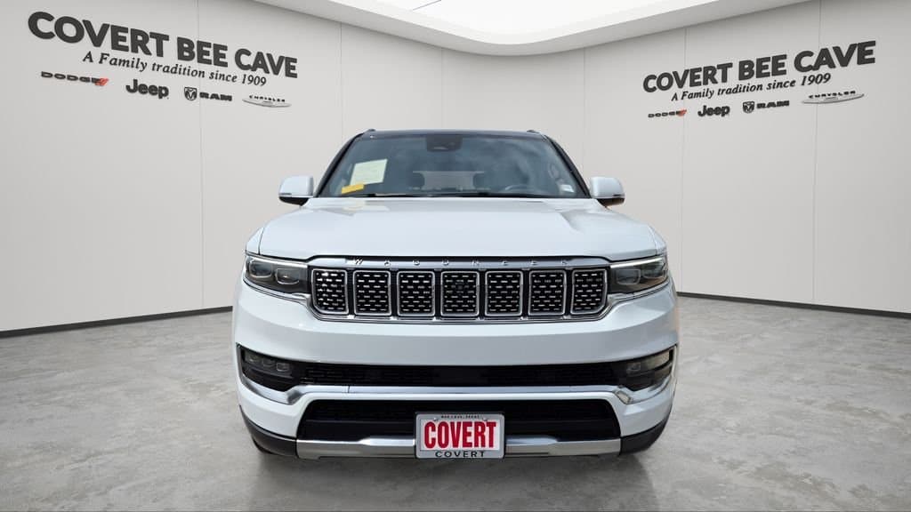 2022 Jeep Grand Wagoneer - Image 2
