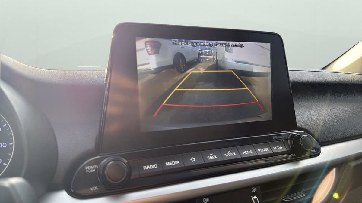 2020 Kia Forte - Image 12