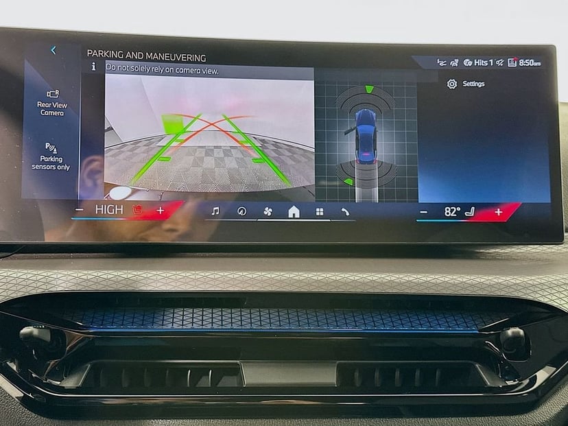 2026 BMW i4 - Image 13