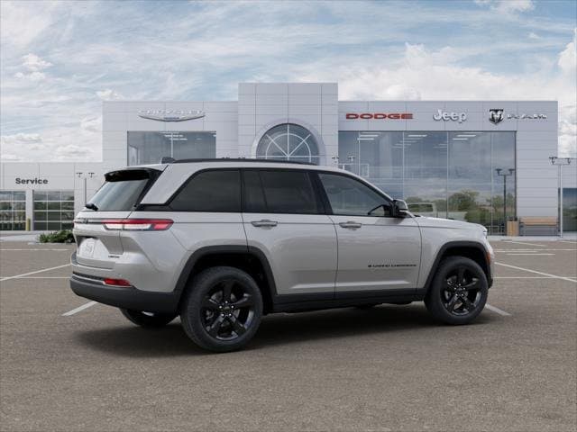 2025 Jeep Grand Cherokee - Image 29