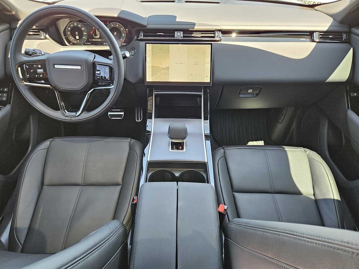 2026 LAND ROVER Range Rover Velar - Image 26