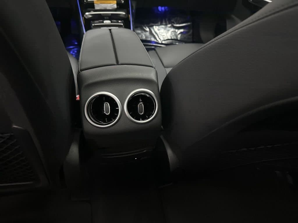 2026 MERCEDES-BENZ GLB - Image 22