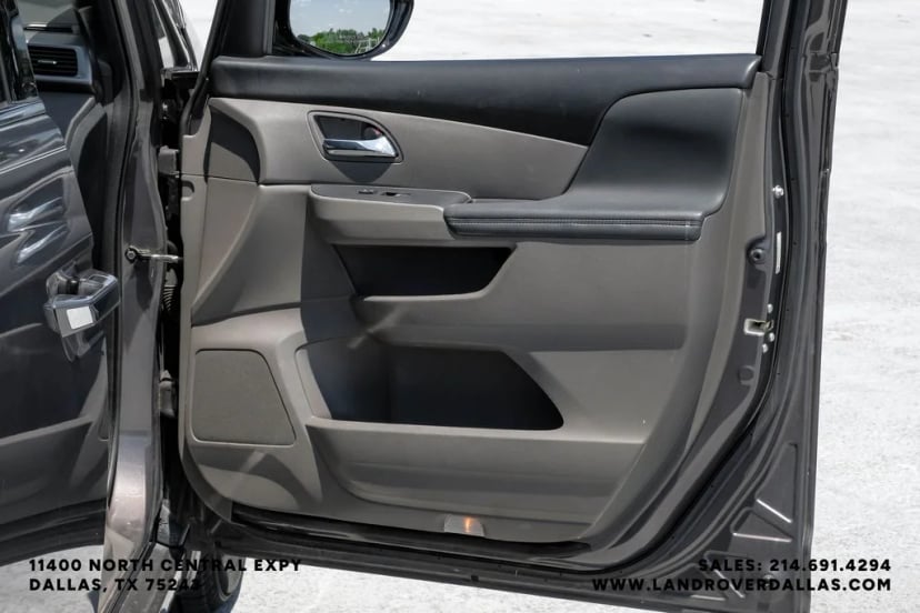 2017 Honda Odyssey - Image 44