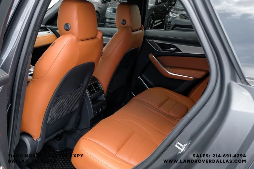 2026 Jaguar F-PACE - Image 44
