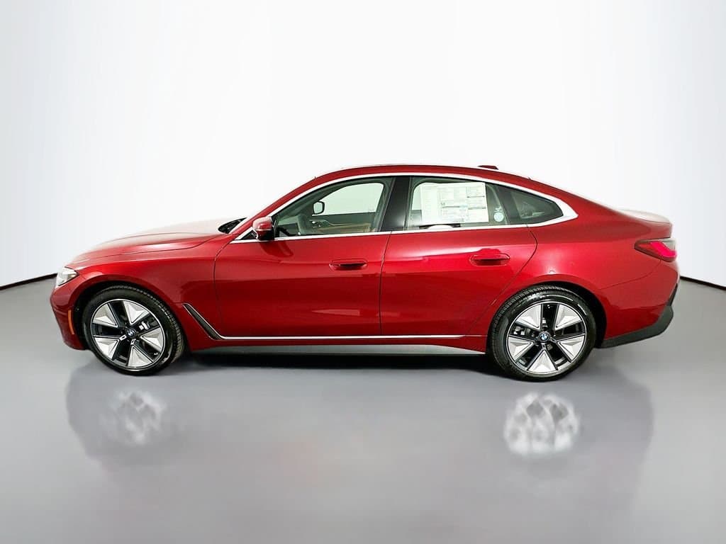 2026 BMW i4 - Image 8