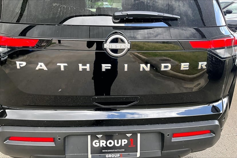 2025 Nissan Pathfinder - Image 10