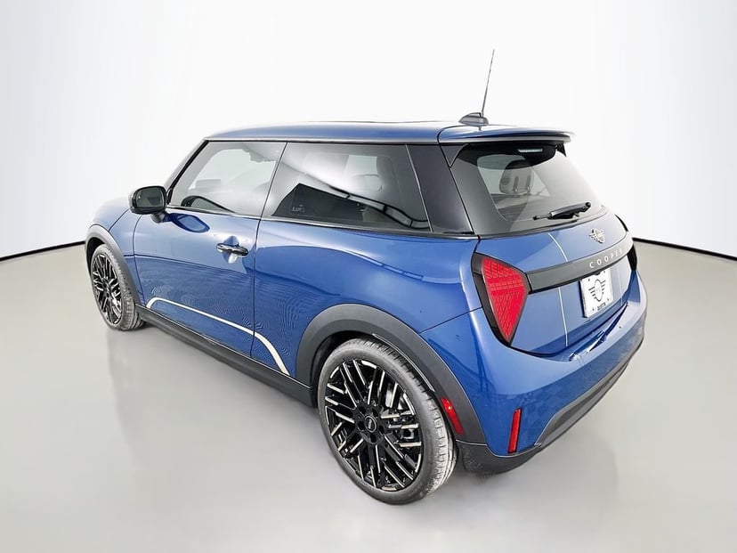 2026 MINI 2 Door - Image 7