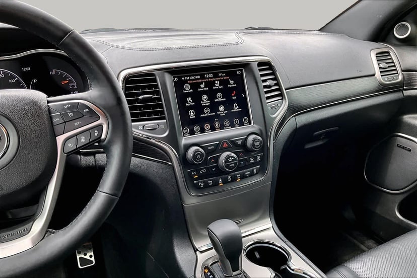 2018 Jeep Grand Cherokee - Image 7