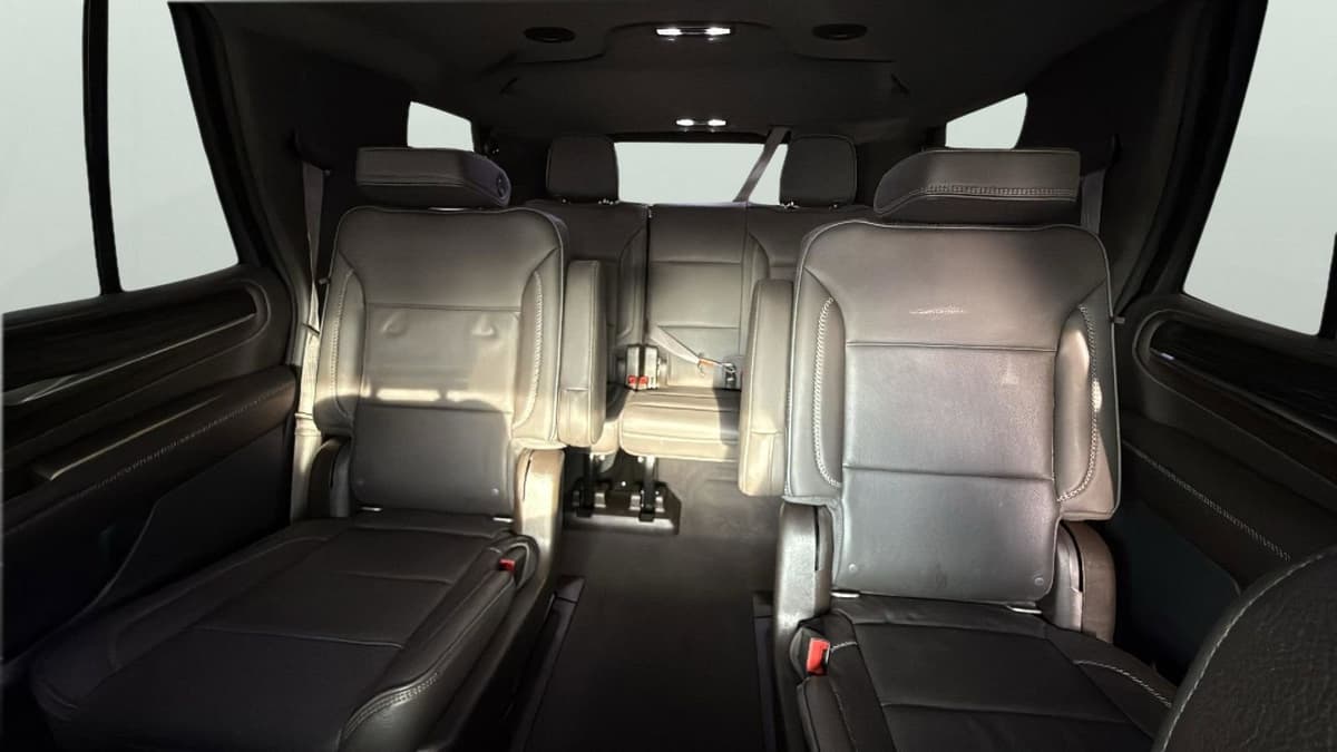 2021 GMC Yukon - Image 26