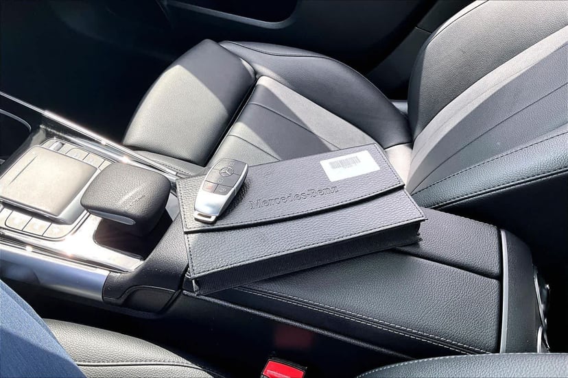 2023 Mercedes-Benz EQB 300 - Image 14