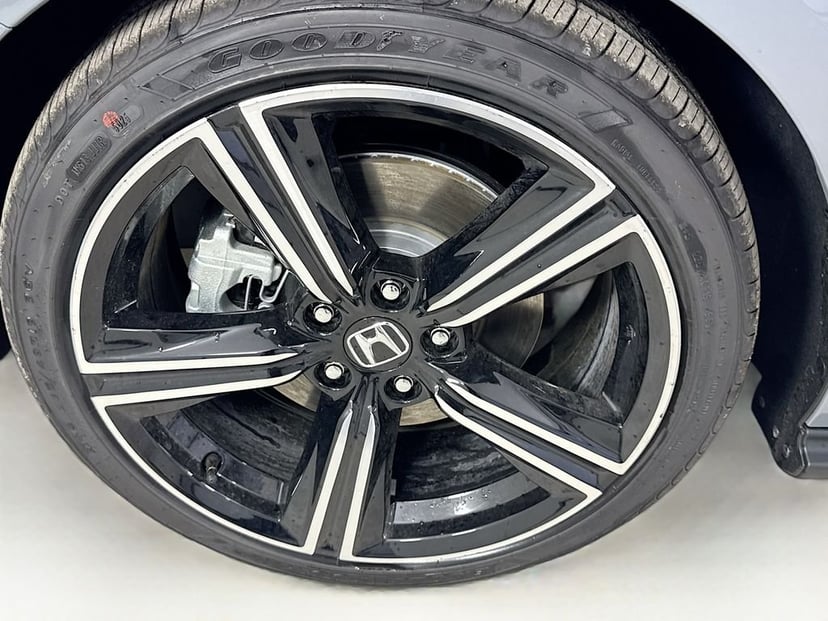 2026 Honda Accord Hybrid - Image 40