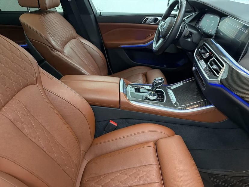 2023 BMW X5 - Image 31