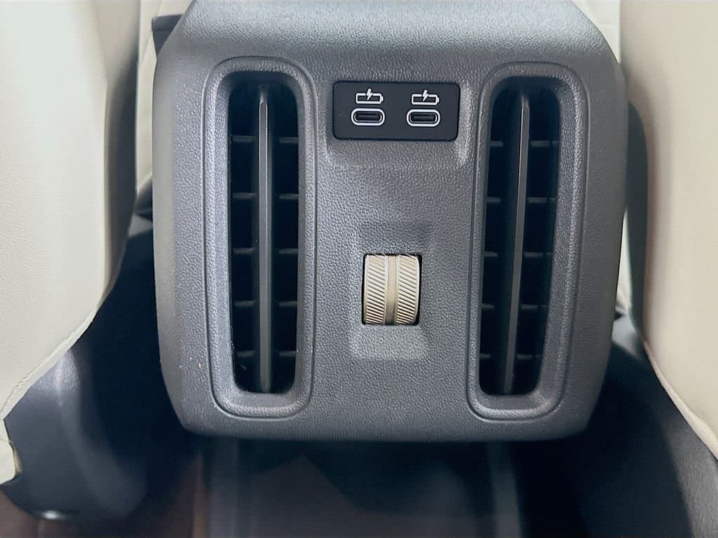 2025 MINI Cooper S Countryman - Image 18