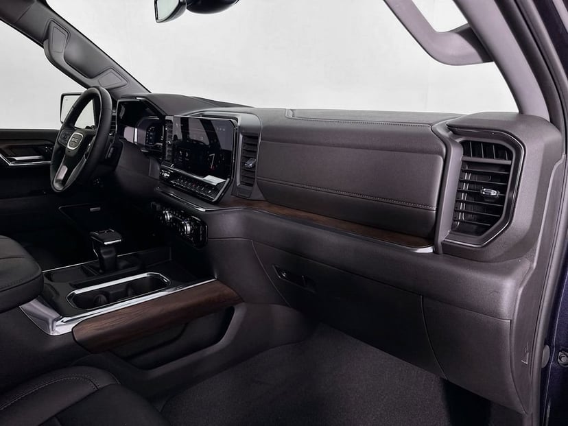 2023 GMC Sierra 1500 - Image 29