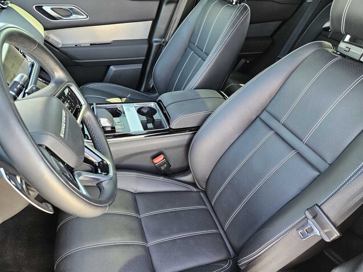 2022 Land Rover Range Rover Velar - Image 9