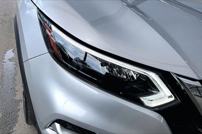 2022 Nissan Rogue Sport - Image 28
