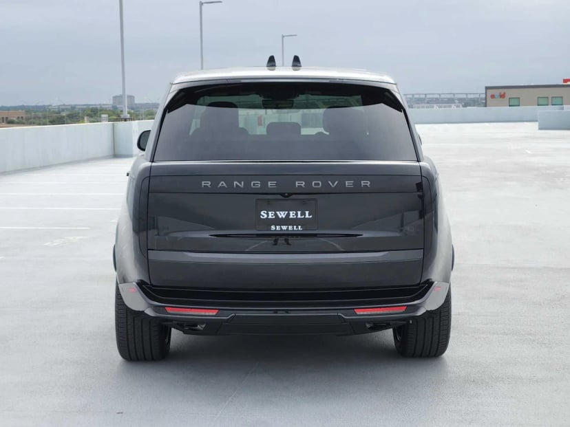 2026 LAND ROVER Range Rover - Image 6