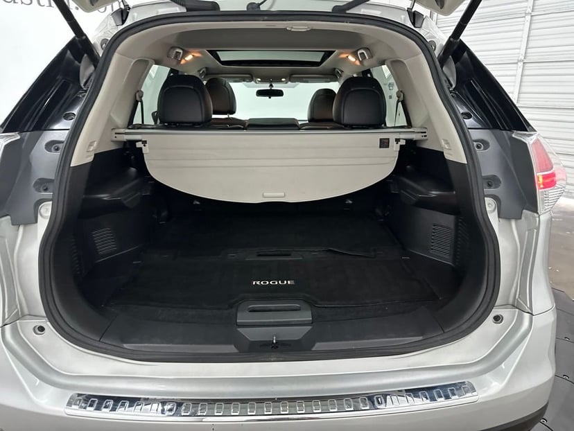 2015 Nissan Rogue - Image 22