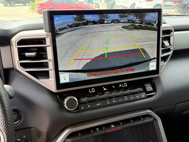 2025 Toyota Tundra - Image 19