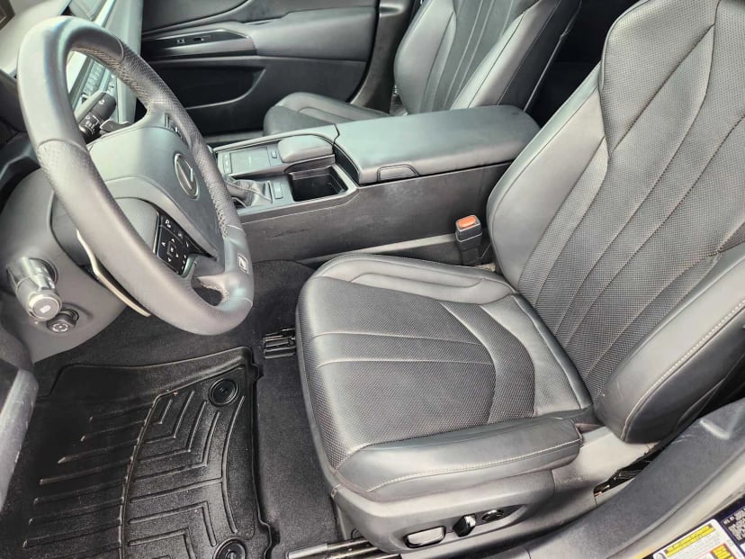 2021 Lexus ES 350 - Image 13