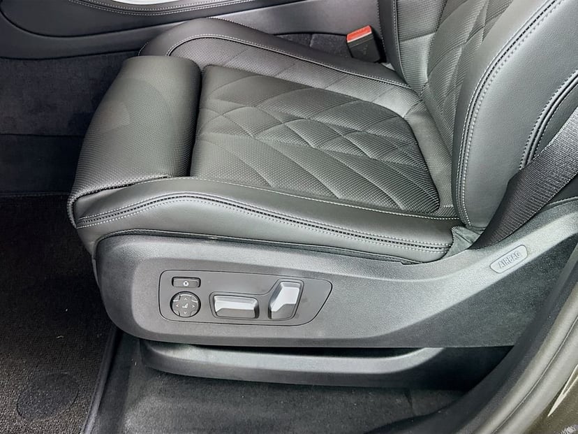 2026 BMW X5 - Image 21