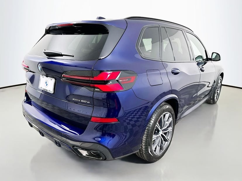 2026 BMW X5 - Image 5