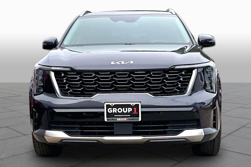 2025 Kia Sorento - Image 4