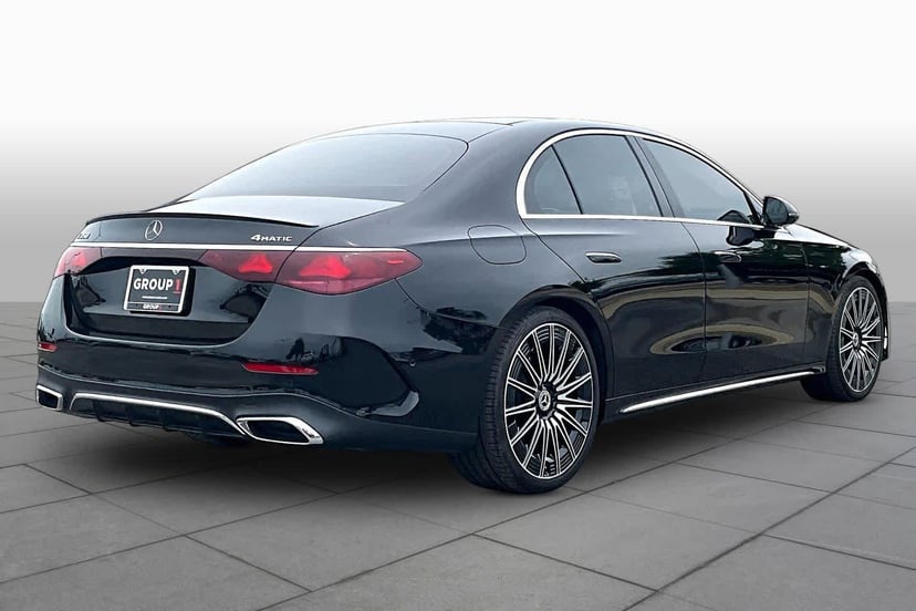 2025 Mercedes-Benz E 350 - Image 13