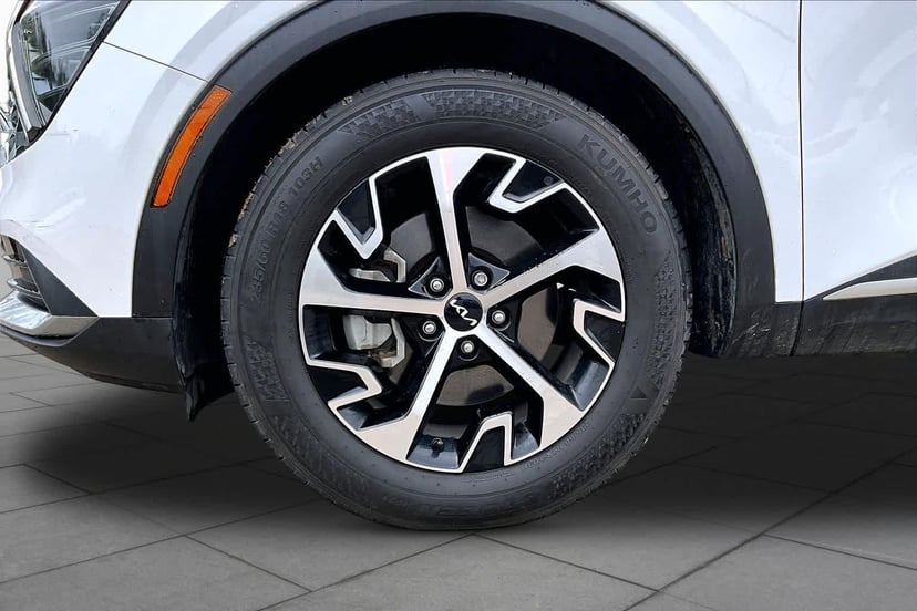 2024 Kia Sportage - Image 11