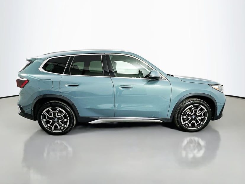 2025 BMW X1 - Image 4