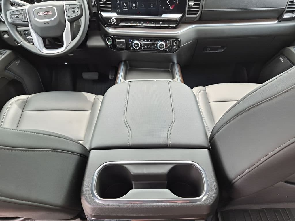 2024 GMC Sierra 2500HD - Image 22