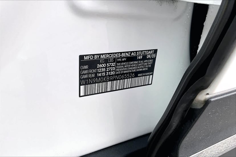2023 Mercedes-Benz EQB 300 - Image 37