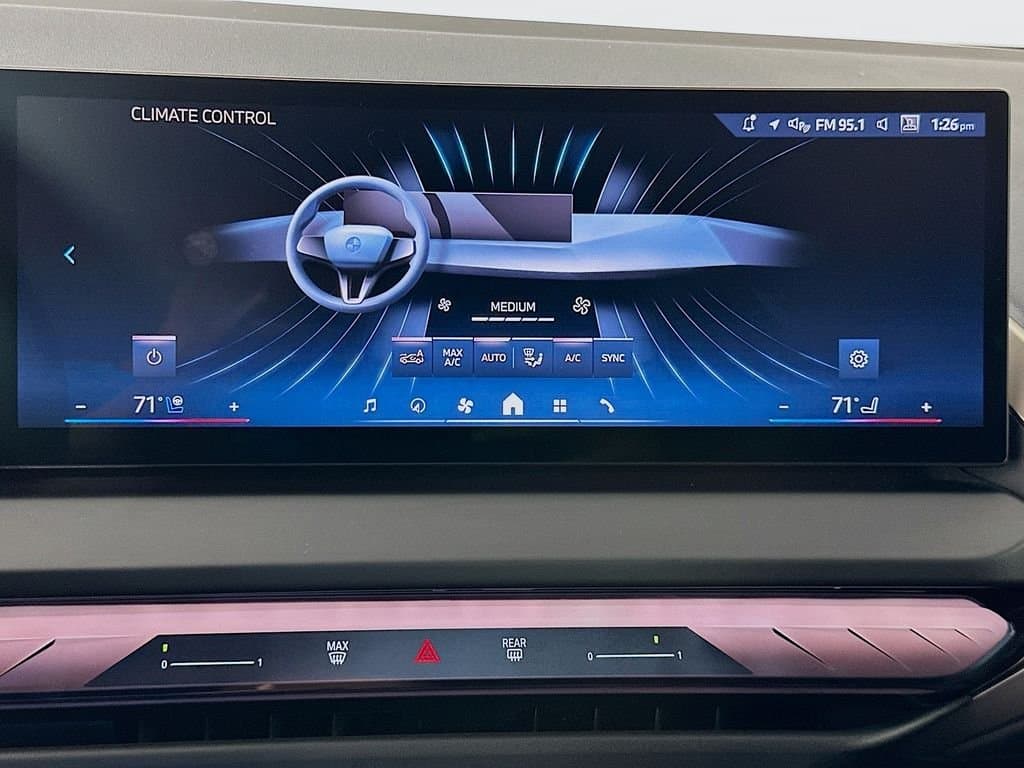 2025 BMW X3 - Image 15