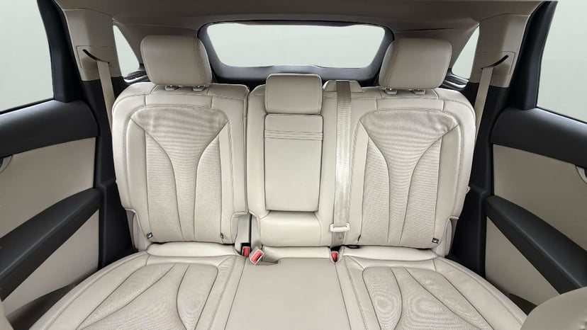 2020 Lincoln Nautilus - Image 26