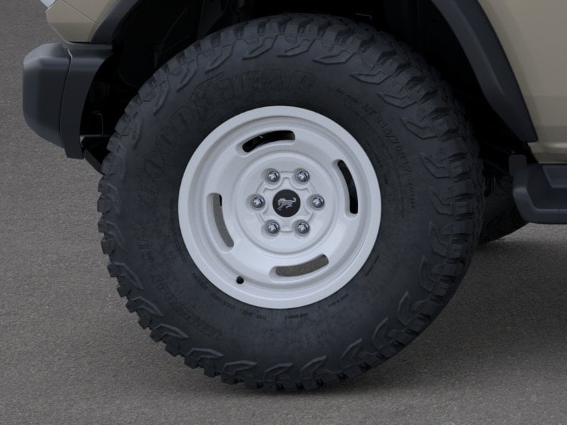 2026 Ford Bronco - Image 34